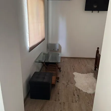 Casuta Galbena - Gradina, Parcare, Bucatarie, Foisor & Bbq - Dağ evi *