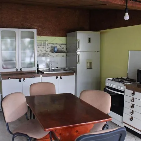 Chalet Casuta Galbena - Gradina, Parcare, Bucatarie, Foisor & Bbq - Eforie Nord