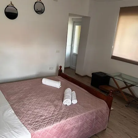 Casuta Galbena - Gradina, Parcare, Bucatarie, Foisor & Bbq - Chalet